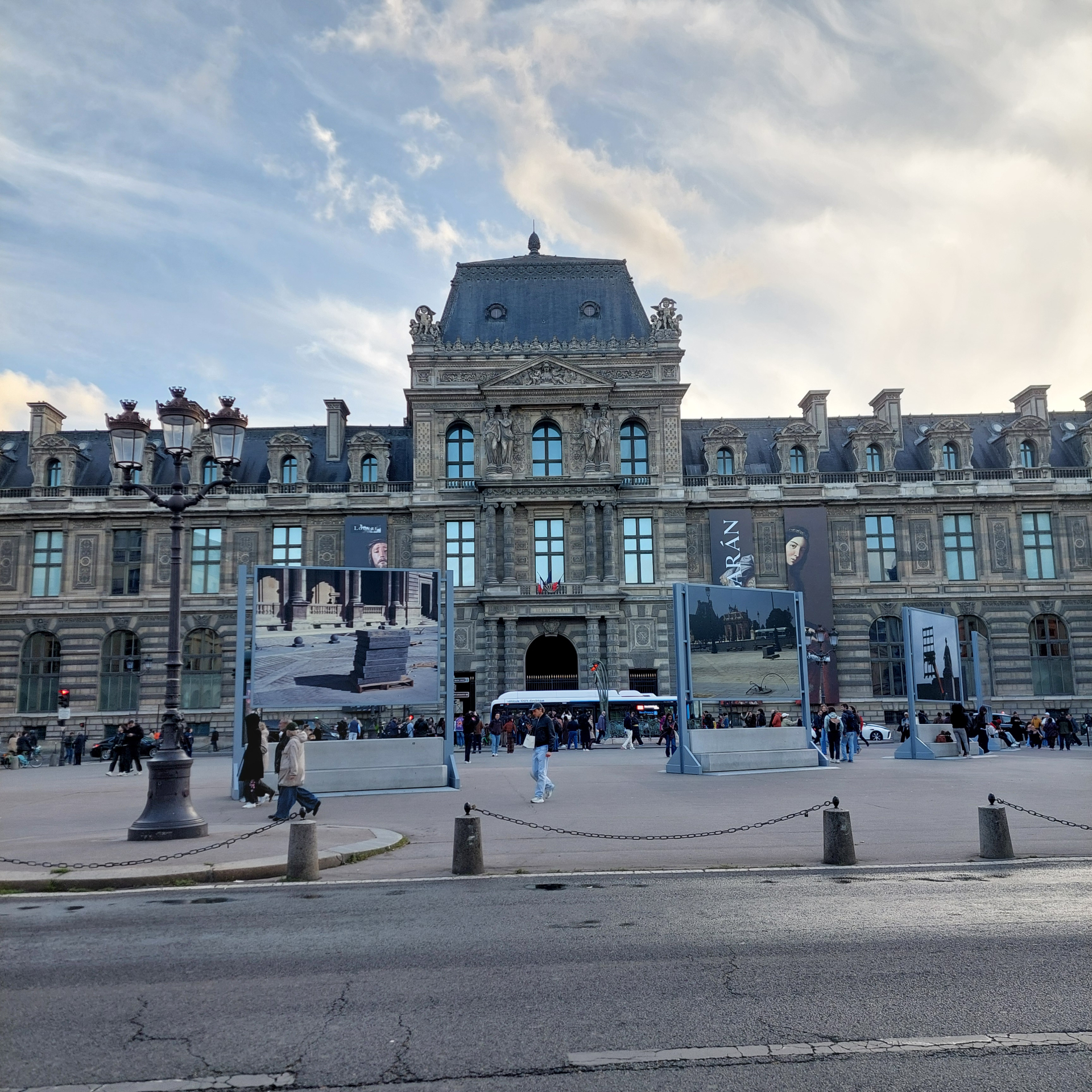 Art Shopping – Carrousel du Louvre, Paris