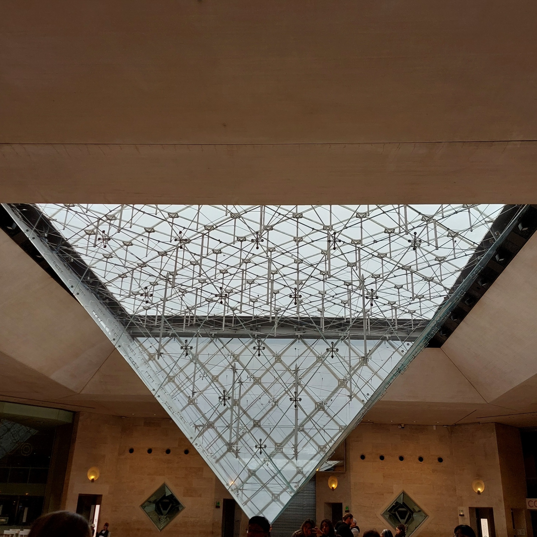 Art Shopping – Carrousel du Louvre, Paris